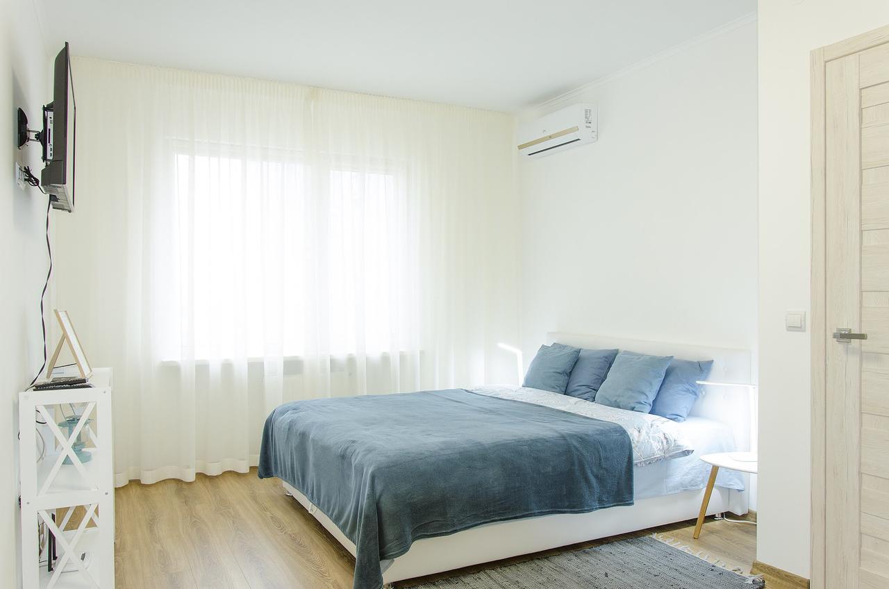 Appartement Apartament Delux Light à Kiev Extérieur photo